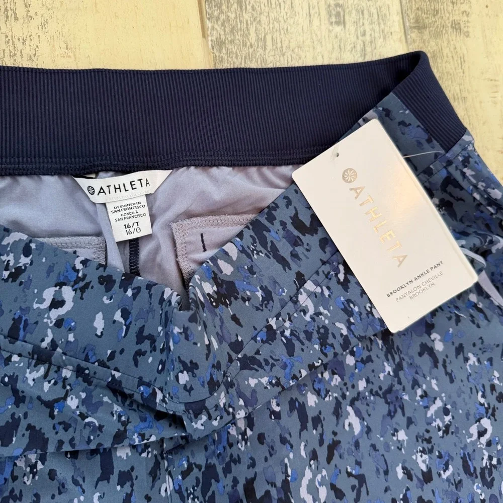 ATHLETA NWT Brooklyn Ankle‎ Pant 16 Tall Blue Camo Print Casual Jogger Style